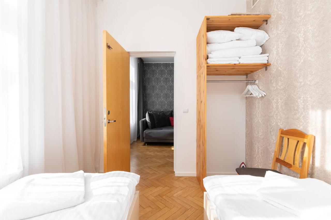 Tatari Center * Tallinn